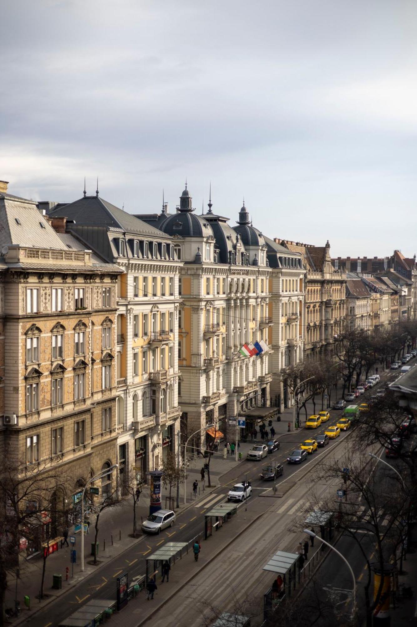 Luxury & Classy Central Apartment With 3Bedrm, 2Bathrm Budapest Exterior photo